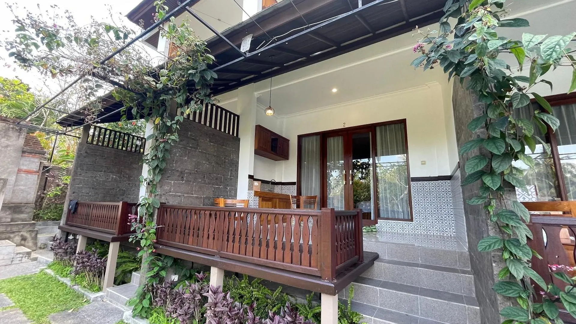 Nivaluma Hotel Ubud  2*, Ubud (Bali) Indonesia