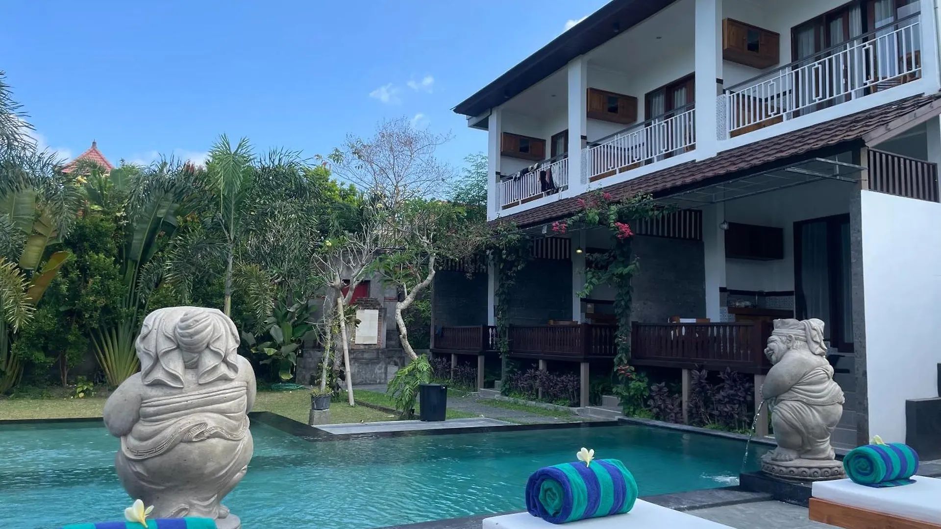 **  Nivaluma Hotel Ubud Indonesien
